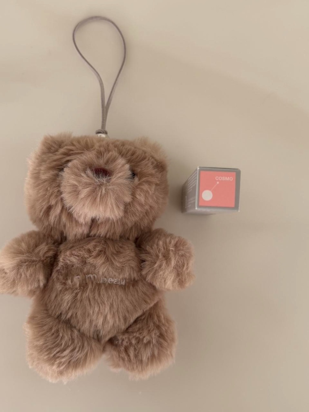NIB r.e.m. beauty Essential Drip Lip Balm Cosmo + Plush Teddy Bear Keychain - Picture 7 of 7